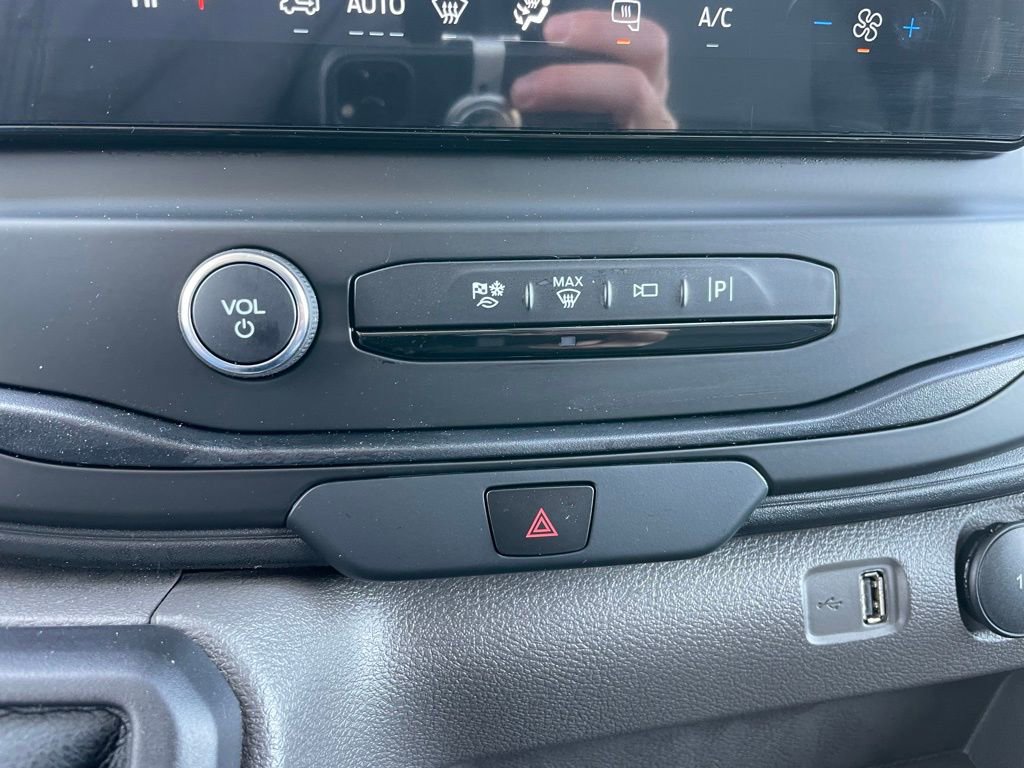 New 2026 Ford Transit 350 148 High Roof DRW AWD w/ Load Area Protection Package image 10