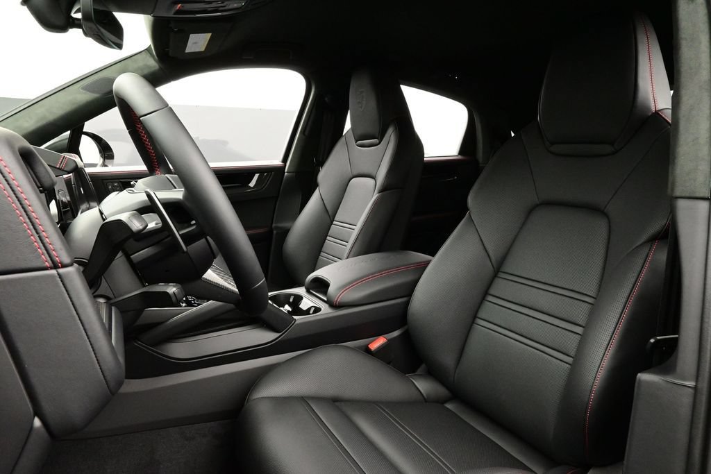 New 2026 Porsche Cayenne Turbo GT AWD/4WD image 5