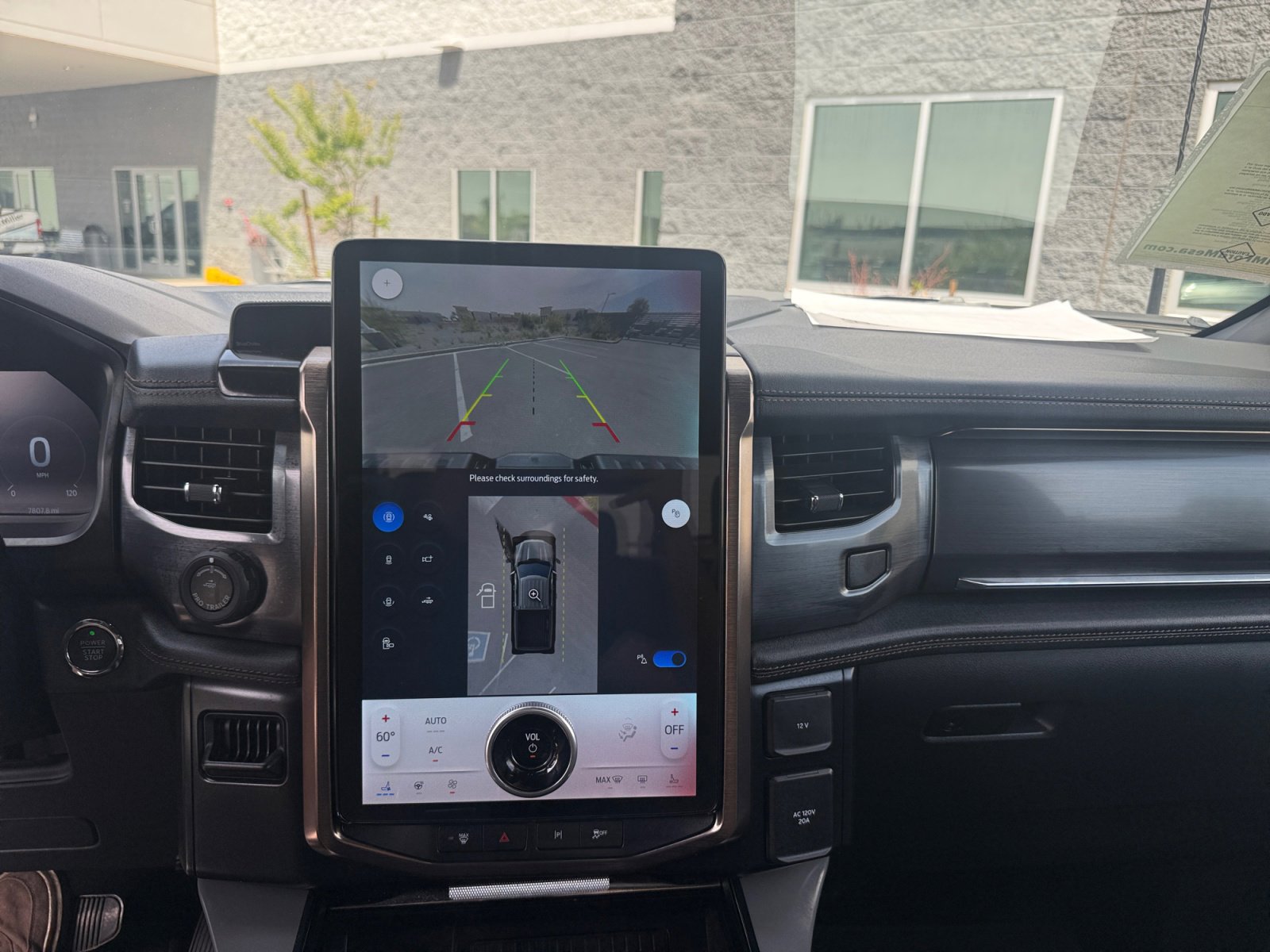 Used 2024 Ford F150 Lightning Lariat image 24