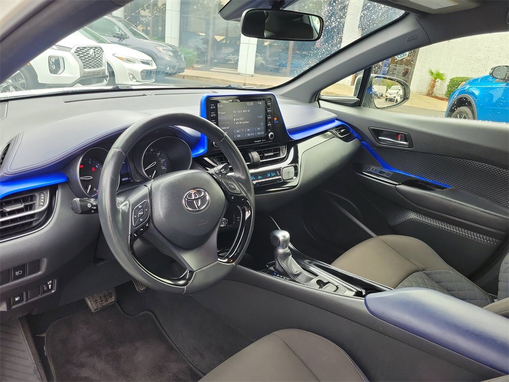 Used 2020 Toyota C-HR LE image 22