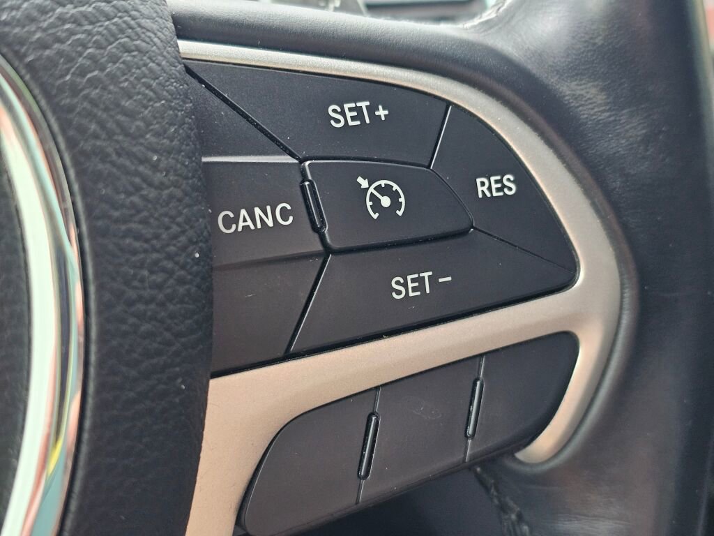 Used 2015 Dodge Durango SXT image 26