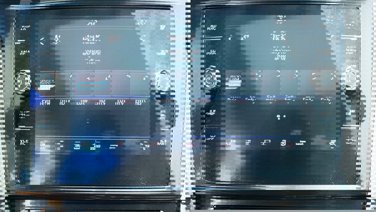 Used 2018 Volkswagen Golf SE image 46