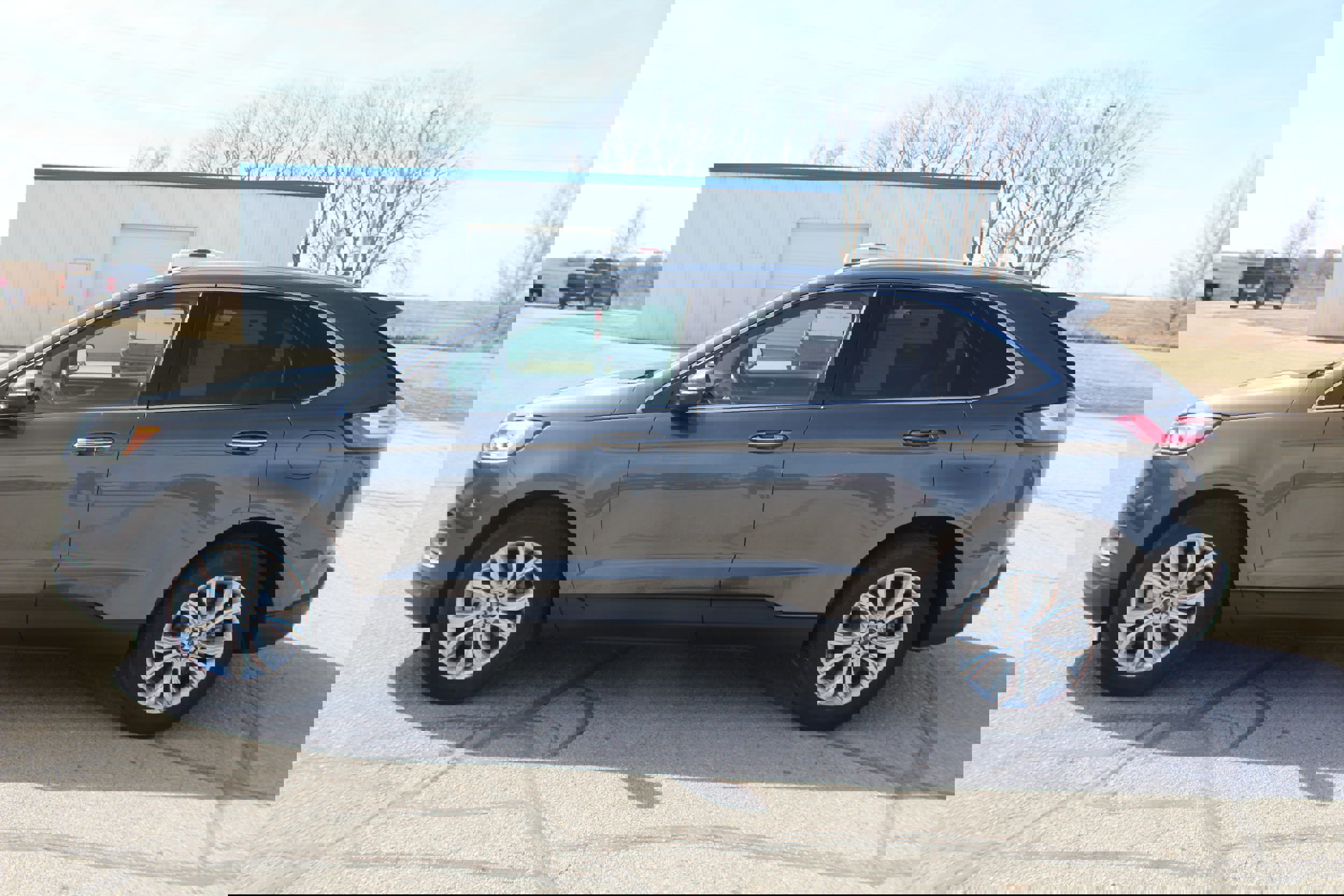 Used 2019 Ford Edge Titanium w/ Cold Weather Package image 2