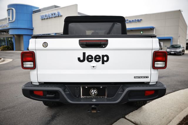 Used 2020 Jeep Gladiator Sport w/ Quick Order Package 24S AWD/4WD image 11