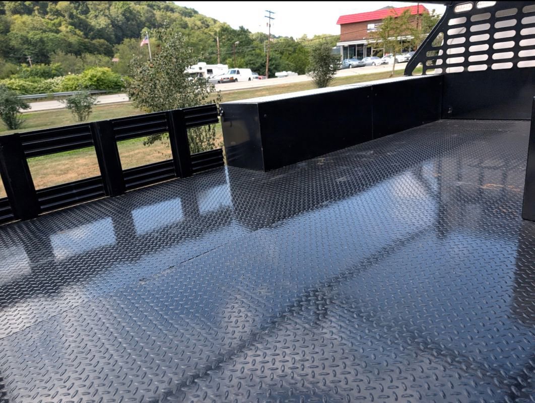 Used 2019 Ford E-450 and Econoline 450 Super Duty w/ Power Windows & Locks Group image 10