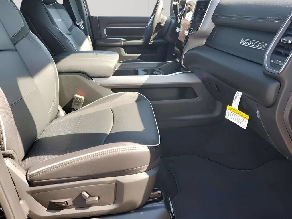 New 2025 RAM 2500 Laramie AWD/4WD image 89