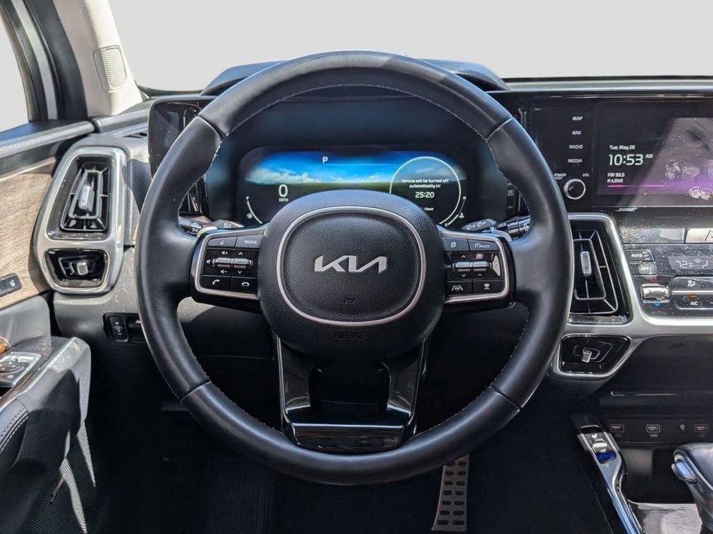 Certified 2023 Kia Sorento SX Prestige AWD/4WD image 17