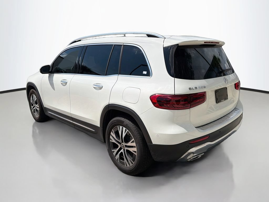 Certified 2024 Mercedes-Benz GLB 250 image 3