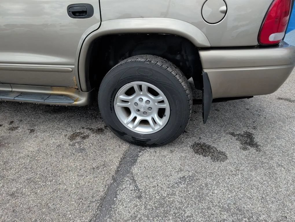 Used 2003 Dodge Durango SLT AWD/4WD image 12