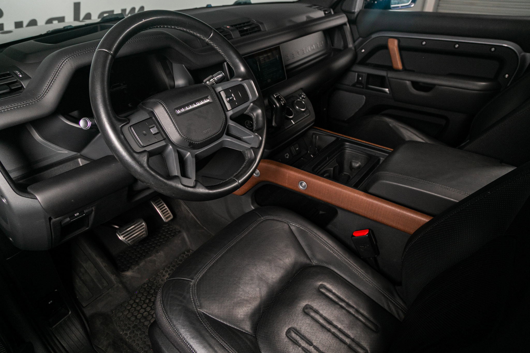 Used 2020 Land Rover Defender 110 X image 6