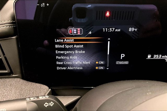 New 2026 Nissan Kicks SV w/ Cold Weather Package FWD image 30