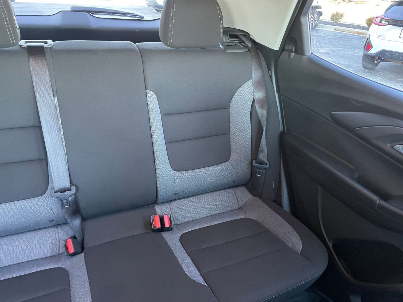 Used 2025 Chevrolet TrailBlazer LT image 35