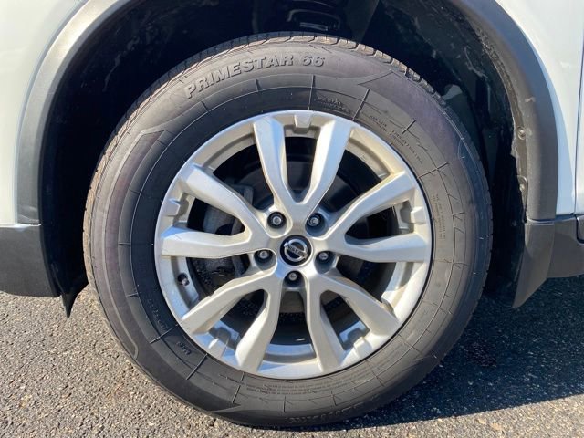 Used 2020 Nissan Rogue SV image 21