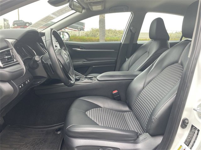 Used 2023 Toyota Camry SE image 18