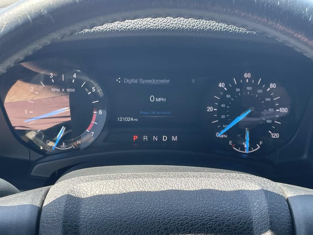 Used 2015 Ford Expedition XLT RWD image 23