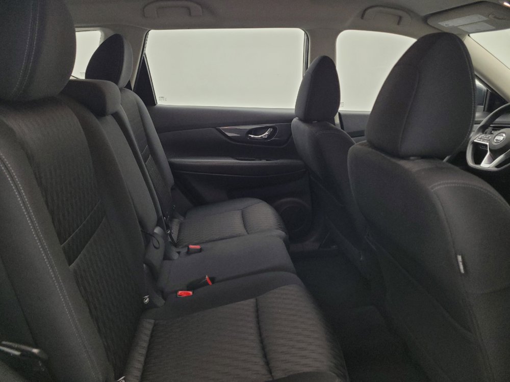 Used 2018 Nissan Rogue S AWD/4WD image 19