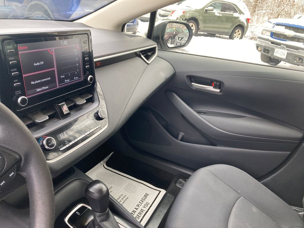 Used 2020 Toyota Corolla LE image 17