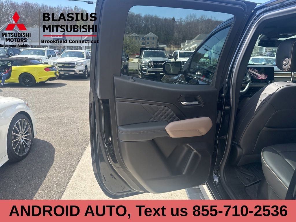 Used 2024 GMC Canyon Denali w/ LPO, Denali Black Edition image 14