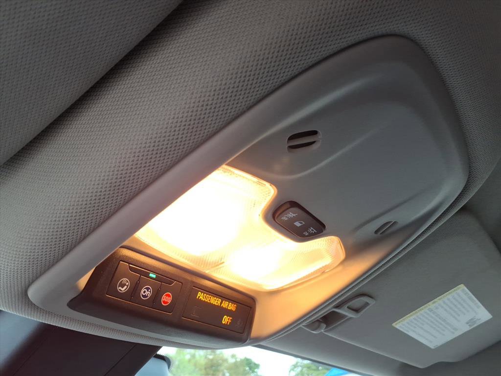 Used 2023 Buick Encore GX Preferred w/ Cold Weather Comfort Package AWD/4WD image 34