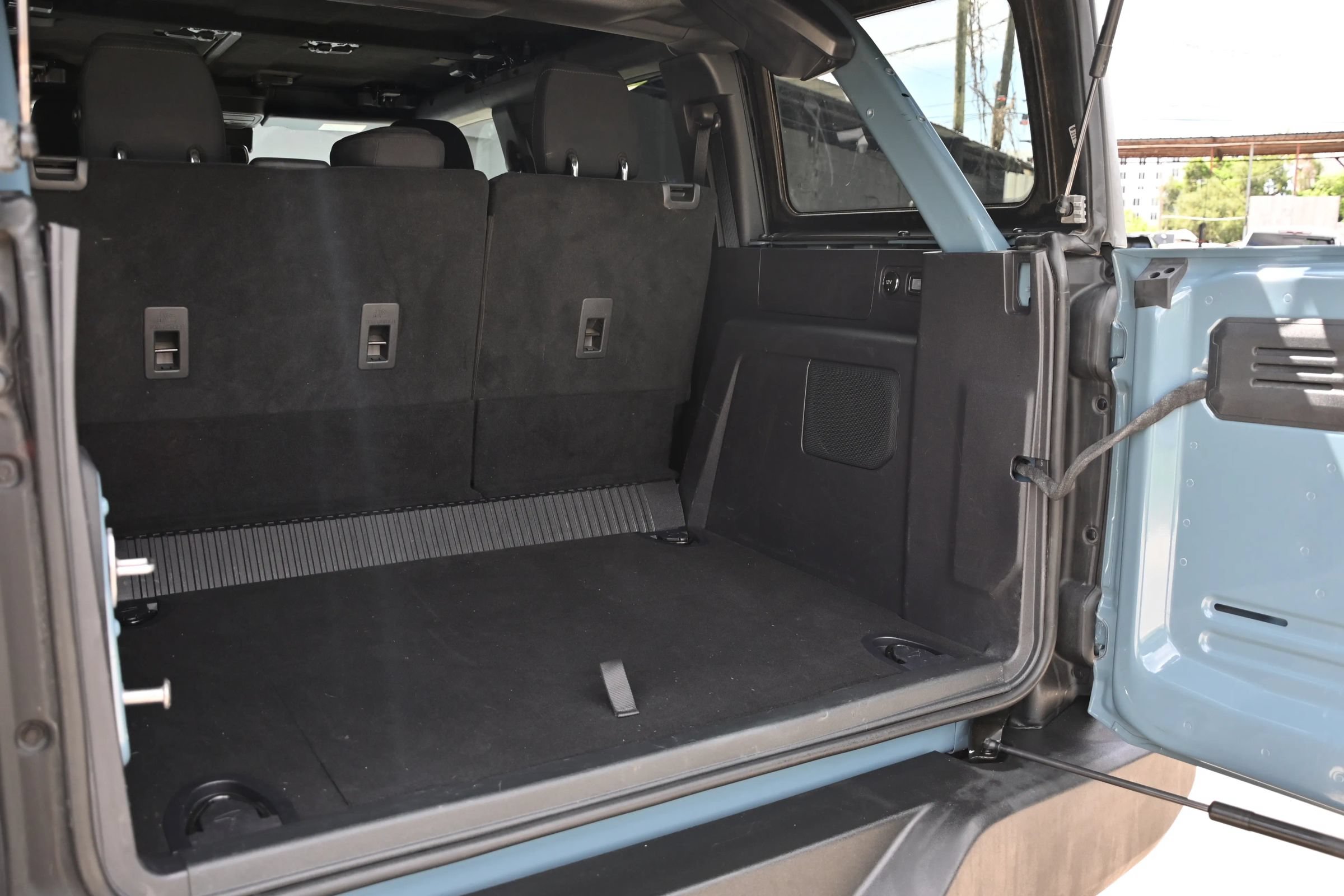 Used 2023 Ford Bronco Big Bend w/ Sasquatch Package AWD/4WD image 31