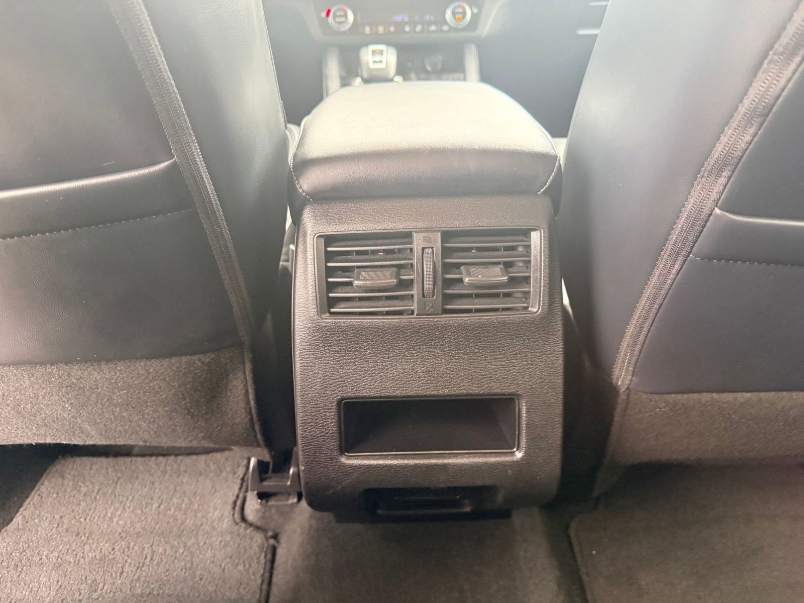 Used 2024 Mitsubishi Outlander SE image 24