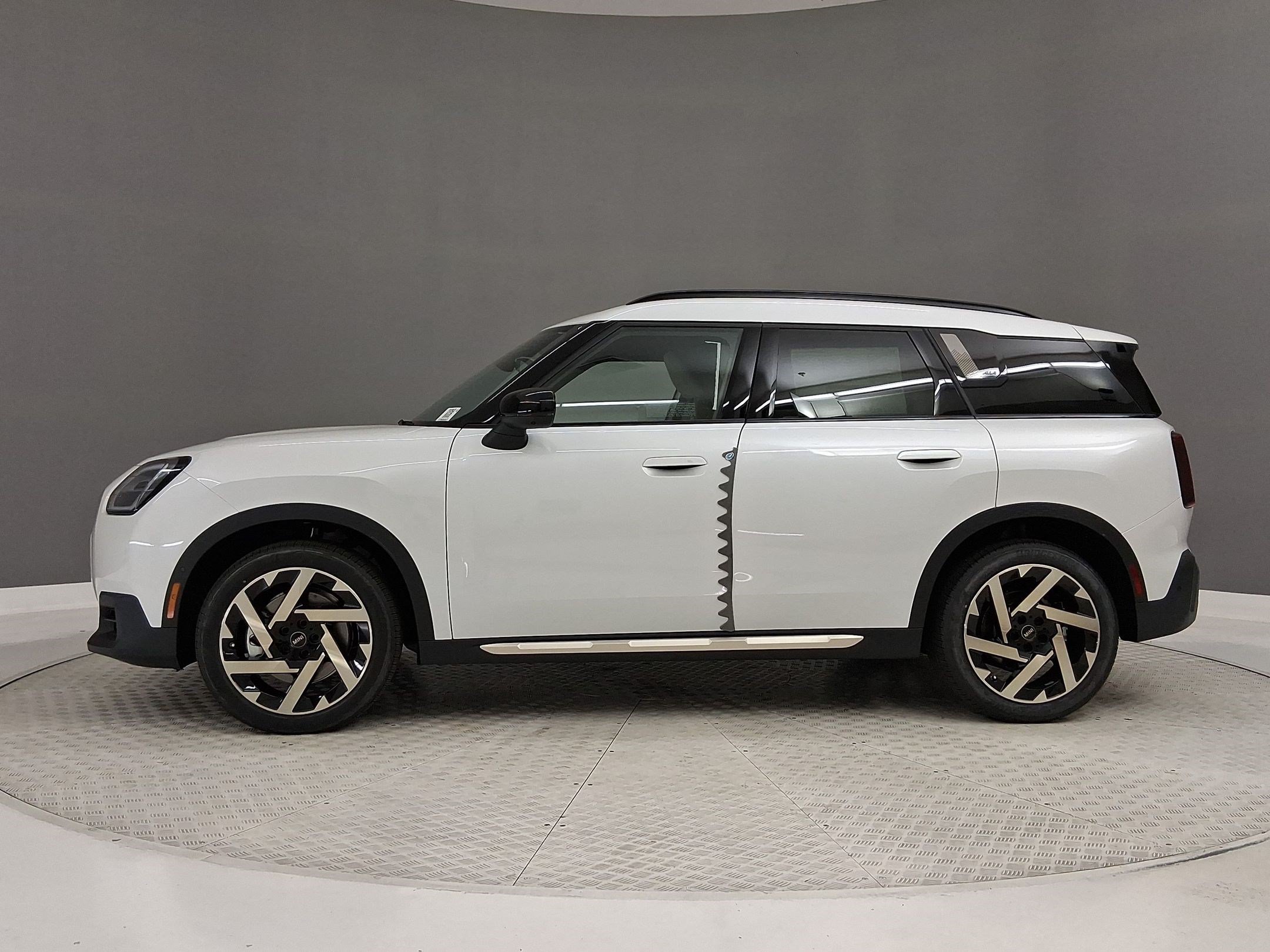 New 2027 MINI Cooper Countryman S w/ Comfort Package Max AWD/4WD image 2