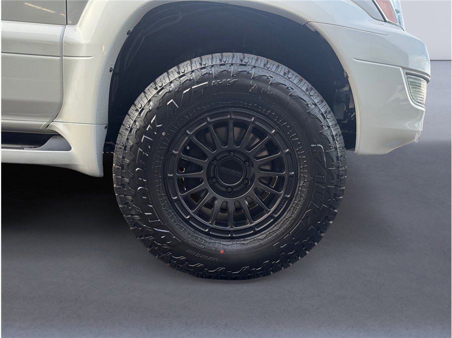 Used 2003 Lexus GX 470 image 8