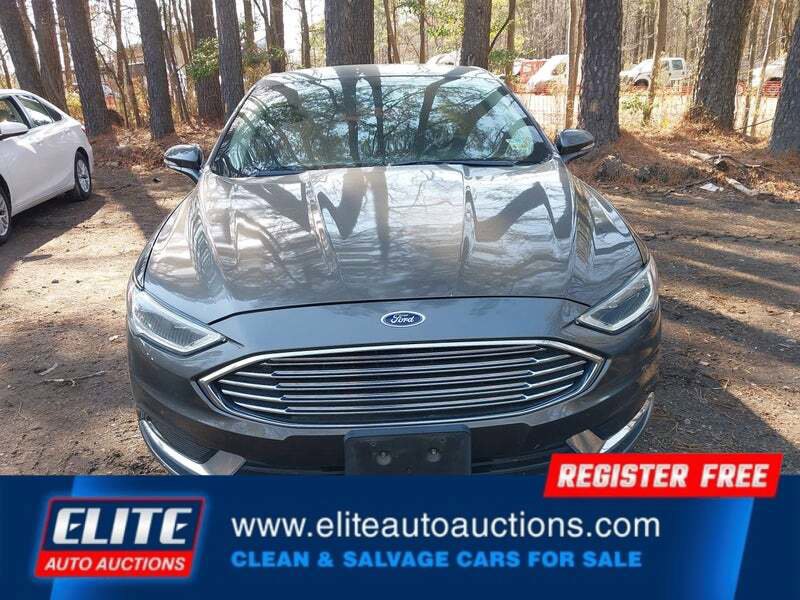 Used 2018 Ford Fusion SE w/ Fusion SE Technology Package image 25