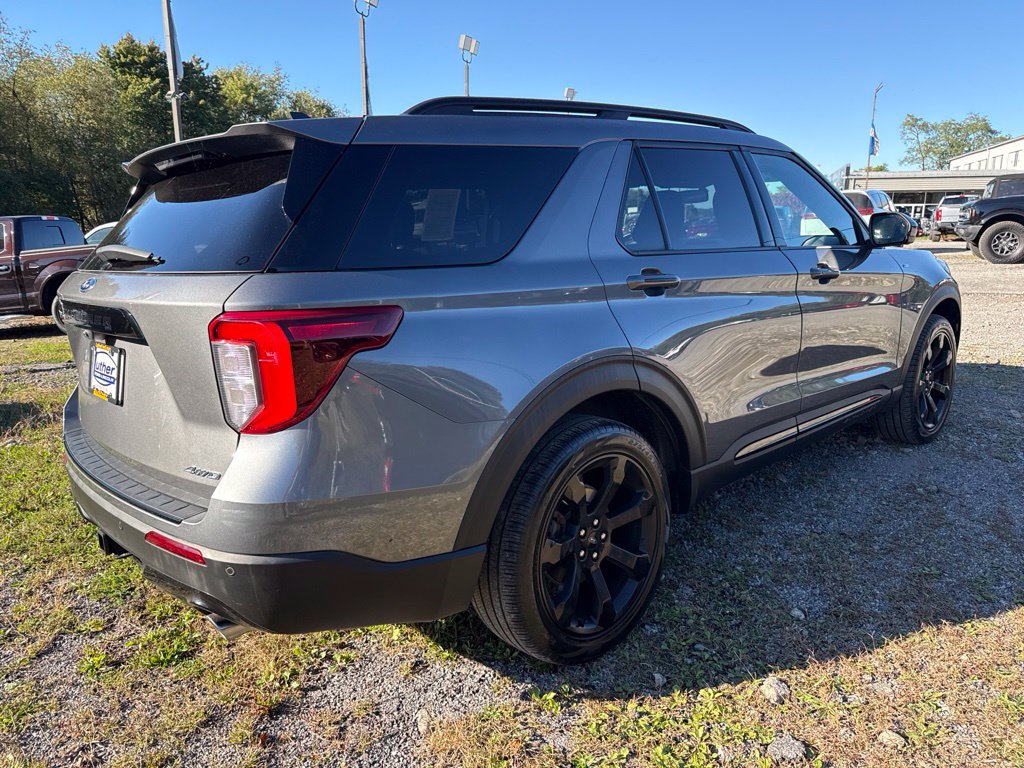 Used 2023 Ford Explorer ST-Line w/ Class IV Trailer Tow Package AWD/4WD image 7