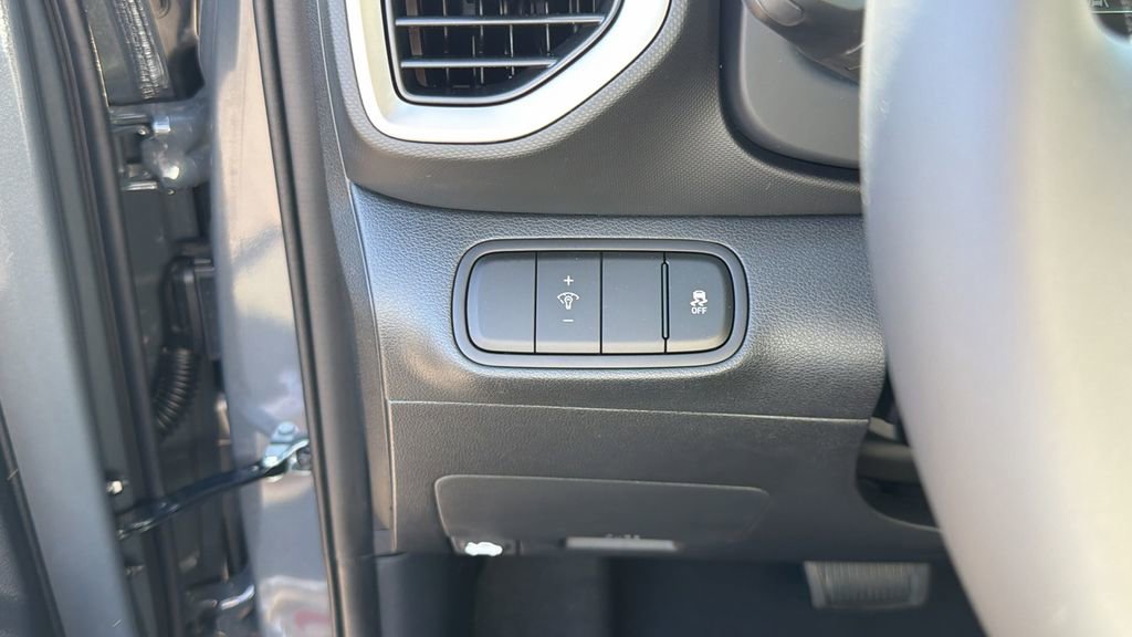 New 2026 Hyundai Venue SEL image 32