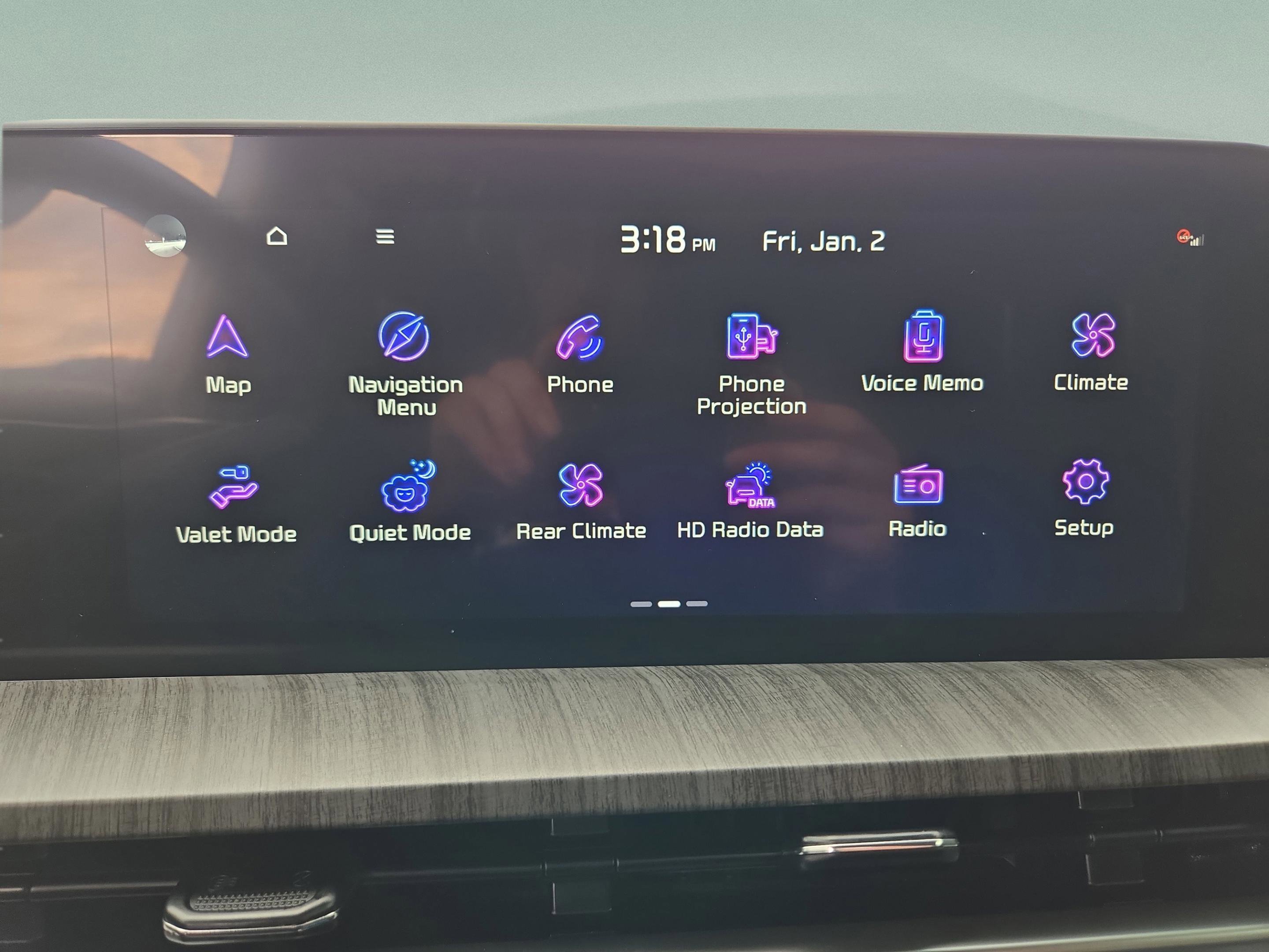 Used 2024 Kia Telluride EX w/ EX Captain's Chair Package image 14