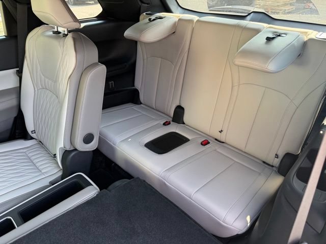 Used 2027 INFINITI QX60 Autograph w/ Dark Cargo Package AWD/4WD image 12