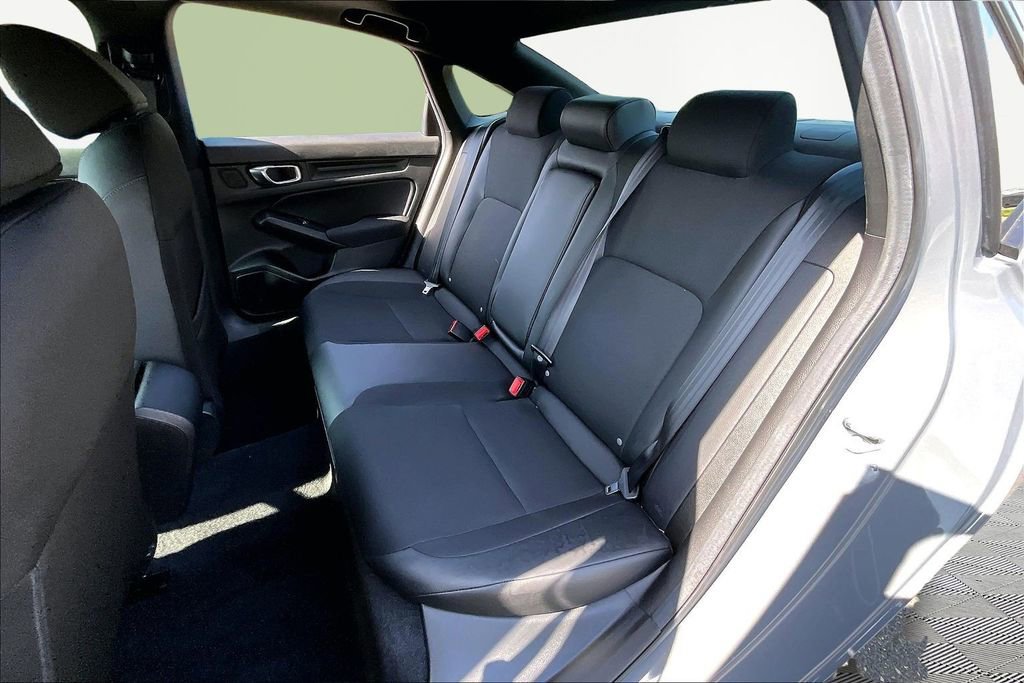 Used 2025 Honda Civic Sport image 18