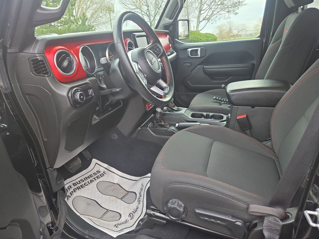 Used 2023 Jeep Wrangler Unlimited Rubicon w/ Cold Weather Group image 25
