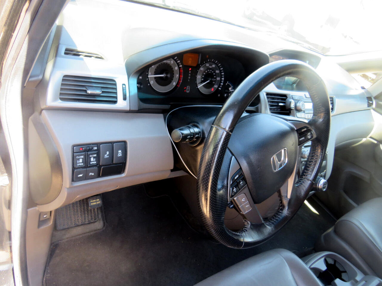 Used 2012 Honda Odyssey Touring image 7