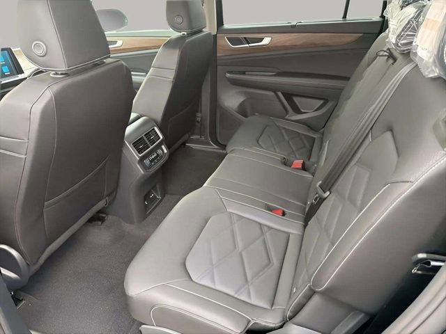 New 2026 Volkswagen Atlas SE image 5