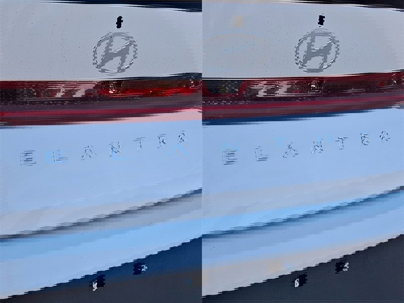 Used 2025 Hyundai Elantra SEL w/ Cargo Package image 23