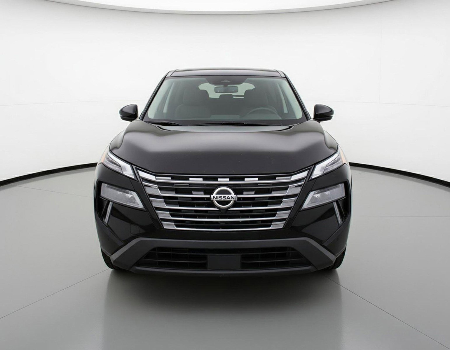 Used 2025 Nissan Rogue SV FWD image 2