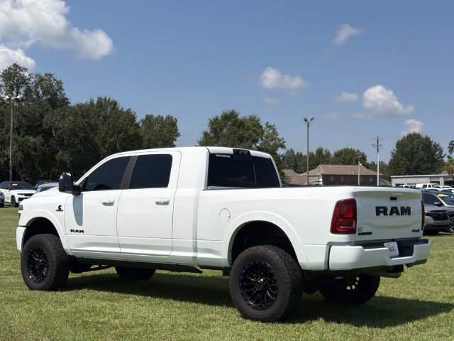 Used 2025 RAM 2500 Laramie AWD/4WD image 9