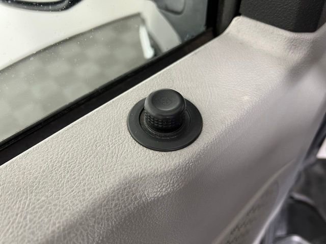 Used 2013 Ford E-150 and Econoline 150 w/ PWR Group RWD image 13