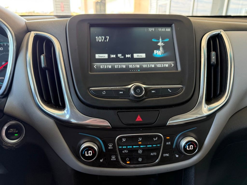 Used 2018 Chevrolet Equinox LT AWD/4WD image 11