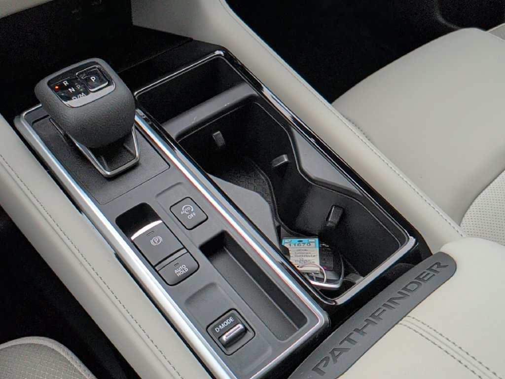 New 2026 Nissan Pathfinder SL FWD image 24