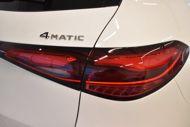 New 2027 Mercedes-Benz GLC 350e 4MATIC image 12