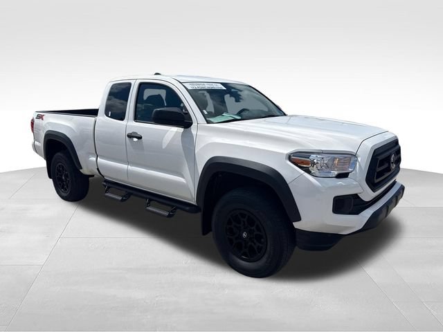 Used 2022 Toyota Tacoma SR w/ SX Package RWD image 7