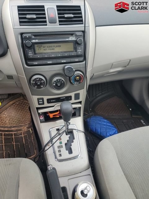 Used 2012 Toyota Corolla LE FWD image 10