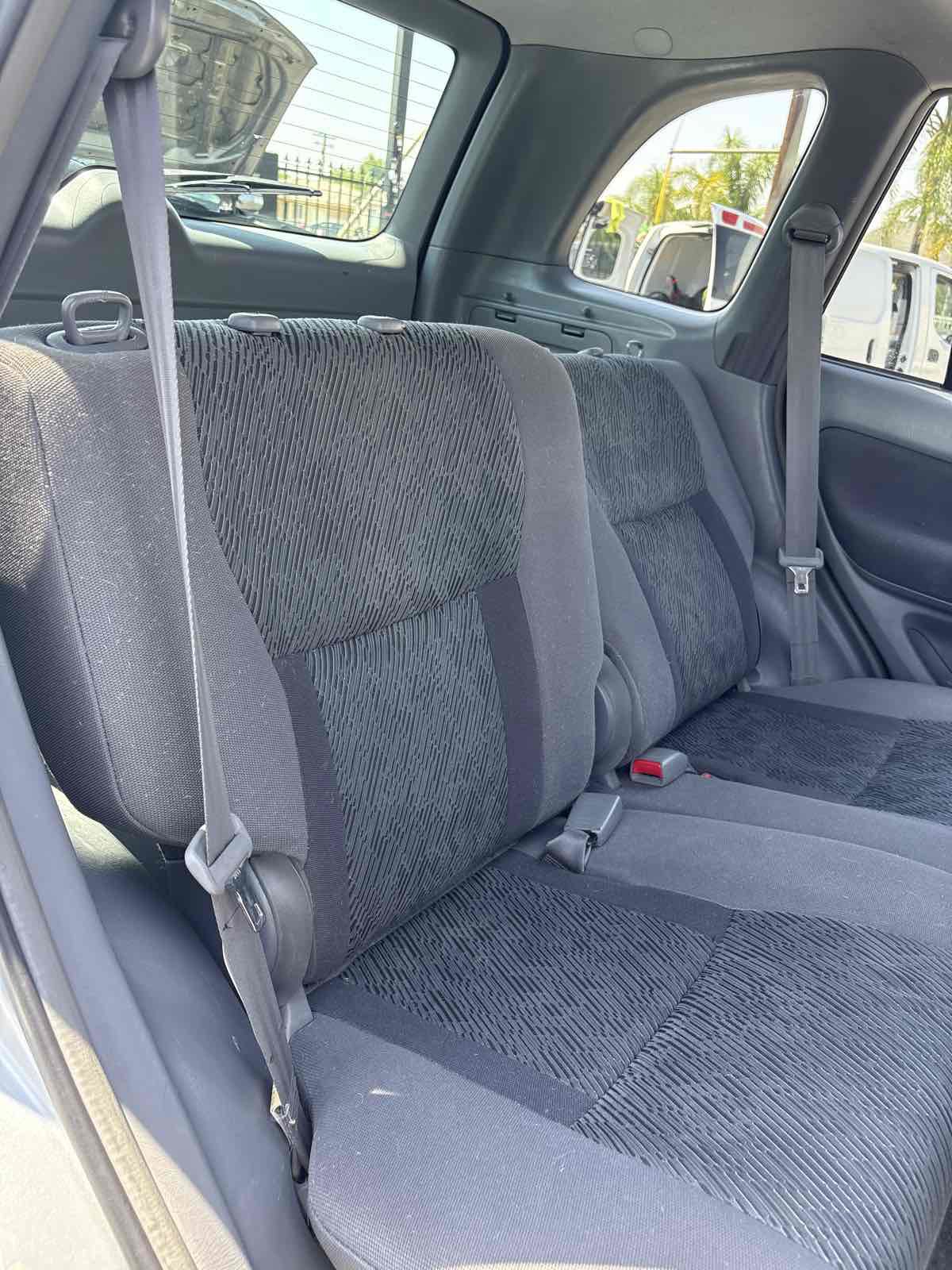 Used 2001 Toyota RAV4 2WD image 12