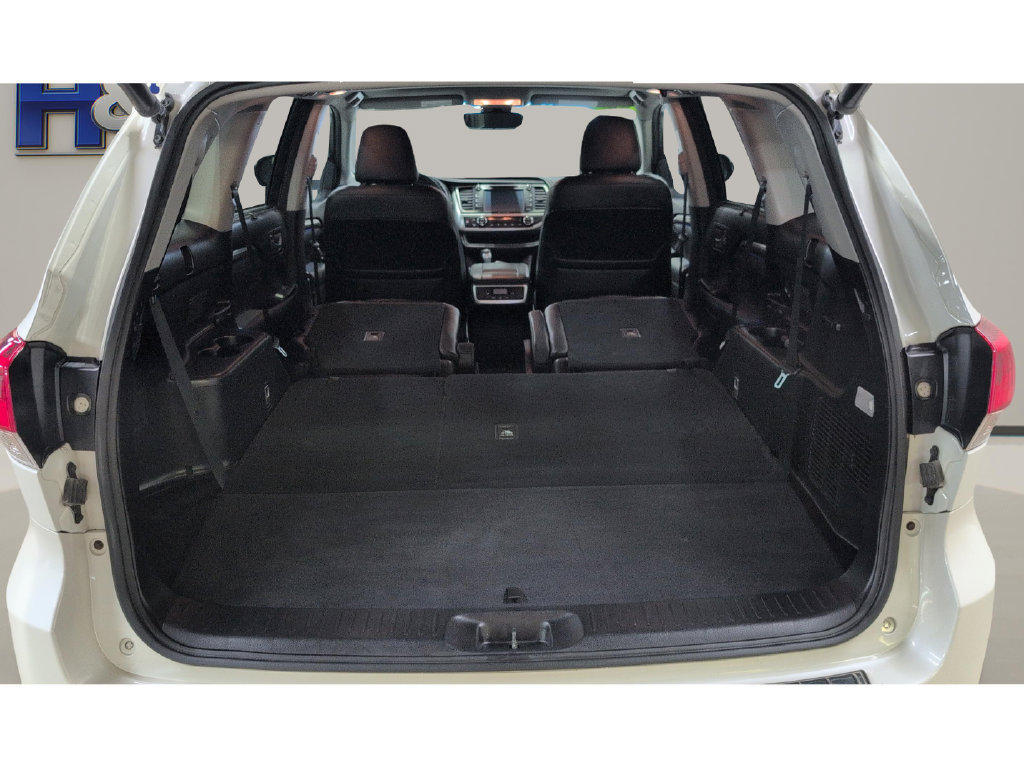 Used 2017 Toyota Highlander SE AWD/4WD image 23
