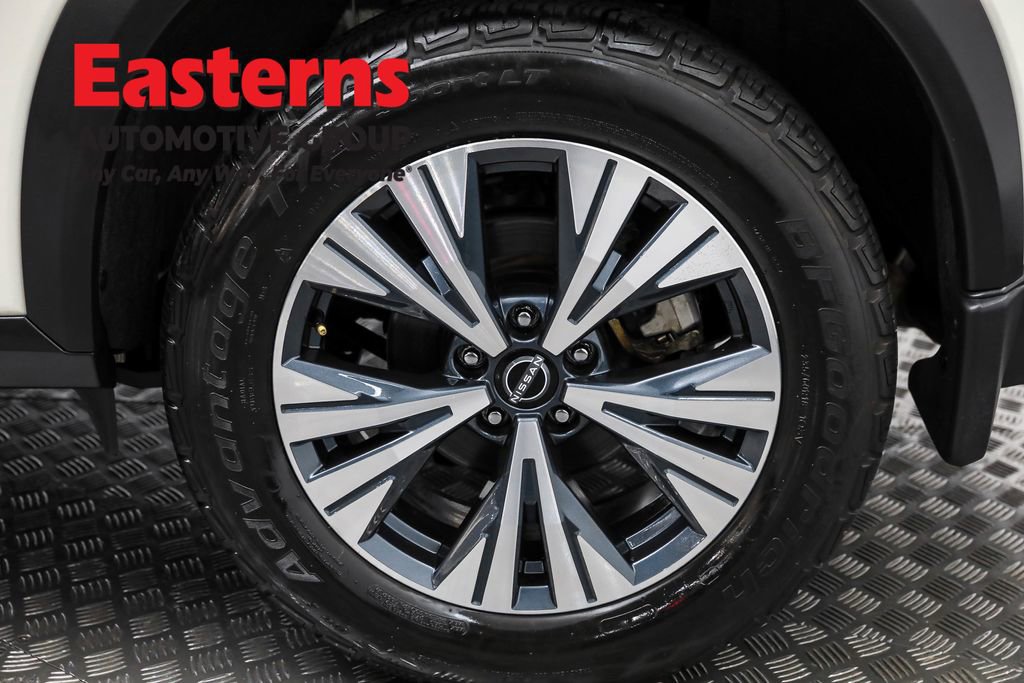 Used 2022 Nissan Rogue SV image 32