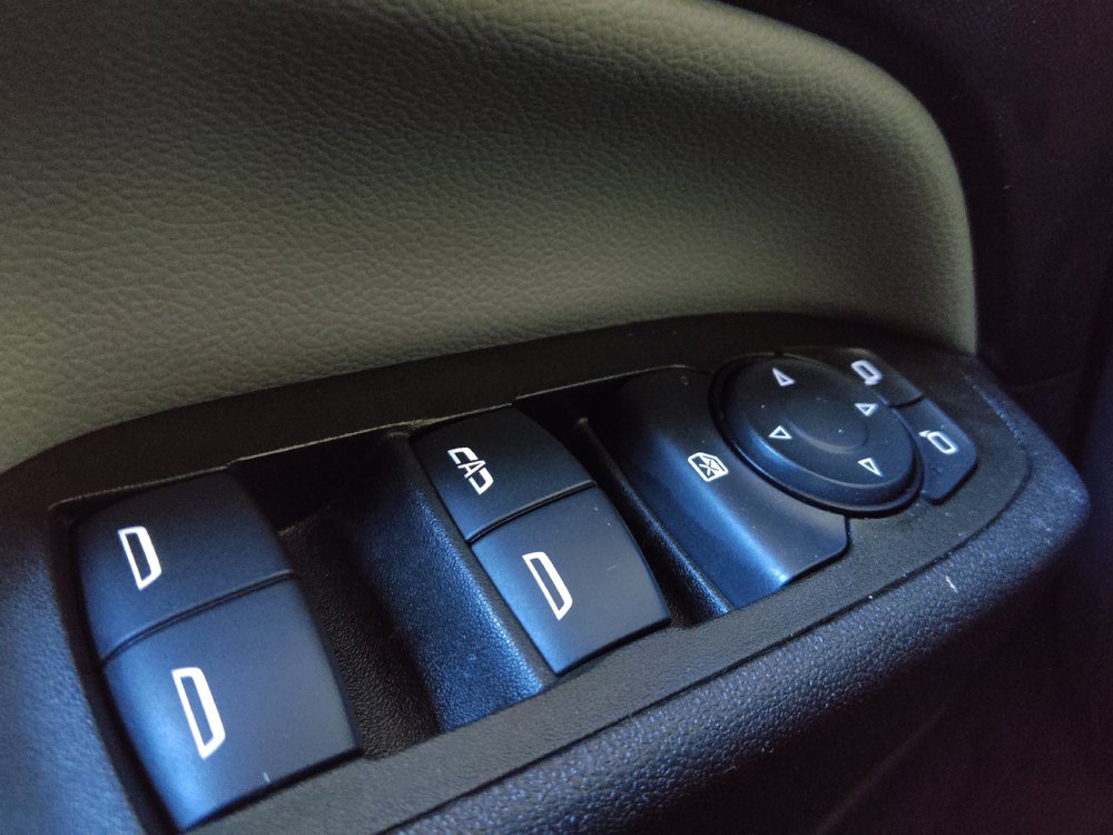 Used 2024 Chevrolet Equinox LS FWD image 27