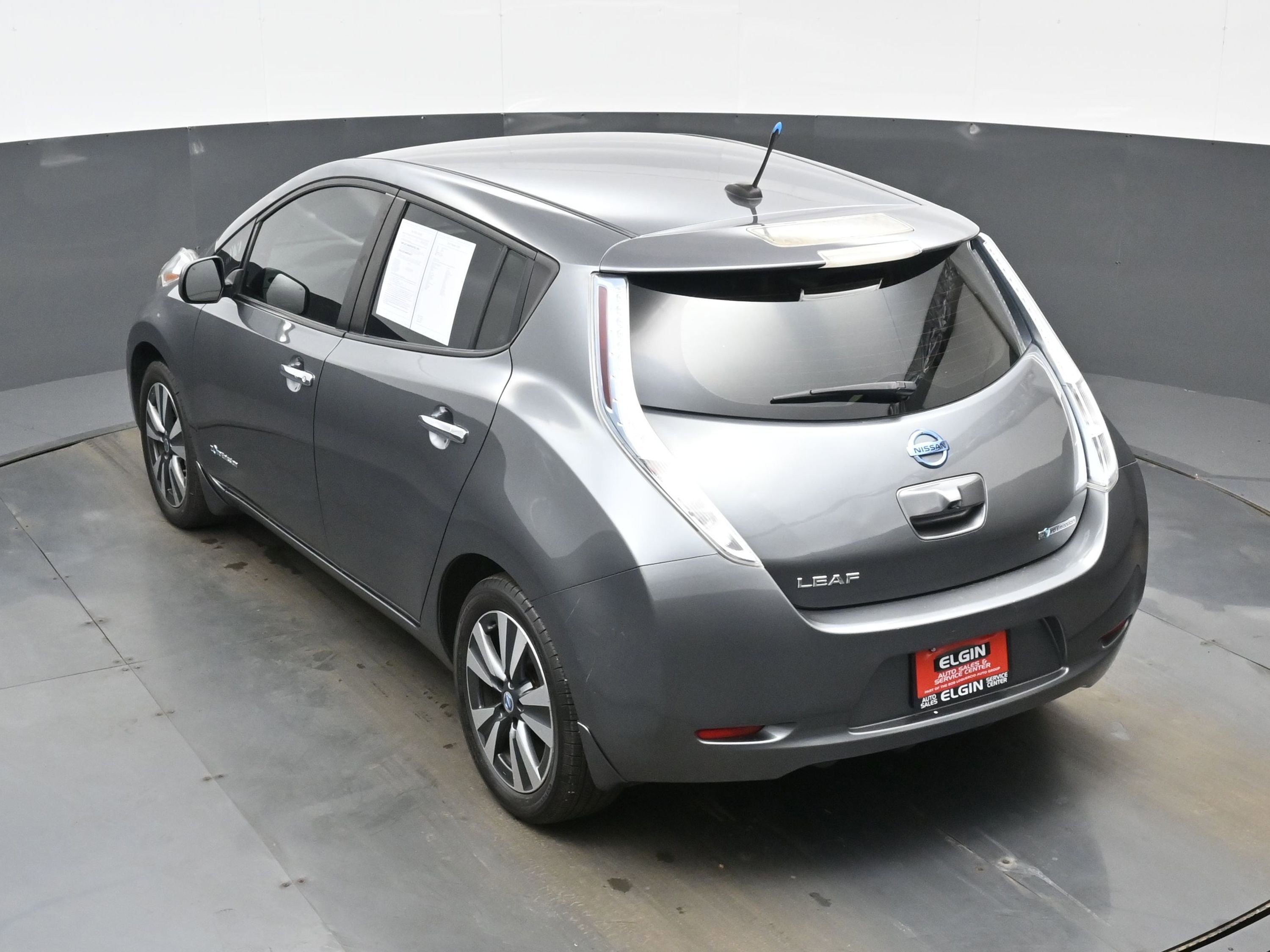 Used 2014 Nissan Leaf SL image 34